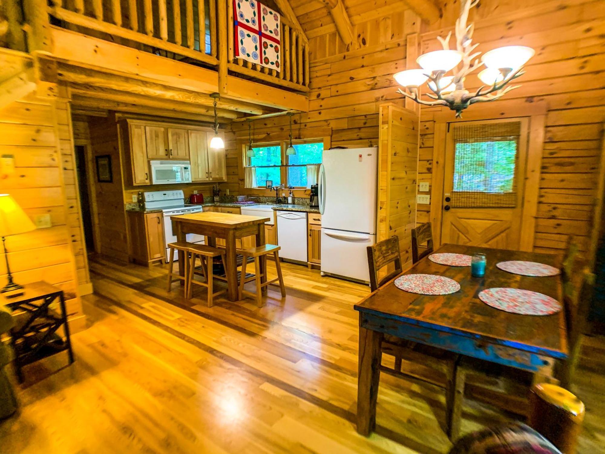 Pine Log Lodge Jefferson المظهر الخارجي الصورة